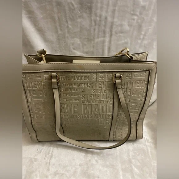 Steve Madden Women's Crossbody Bag - Picture 2 of 7